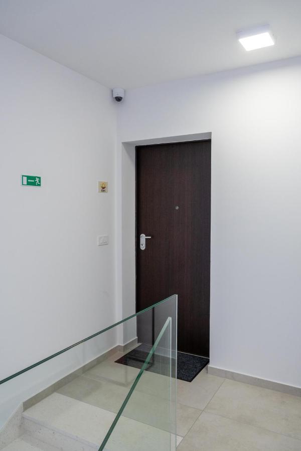 Apartments Mandre II Экстерьер фото